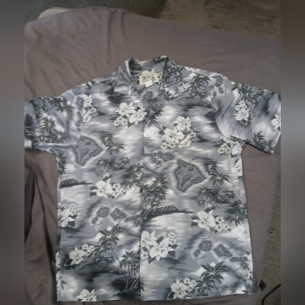 Ky's (Made in Hawaii)/Multicolor w Palm Trees & Flowers/Size Large
